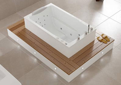 * yasahiro-deep-soaking-tub.jpg